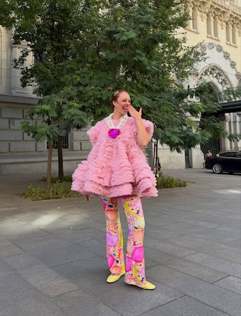 Marta Camín con uno de sus 'looks' extravagantes (Instagram)