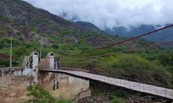 El puente colgante Lenguerke no