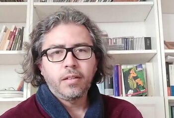 Julio Espinosa (Foto: Instagram/estudiodeescriturazaragoza)