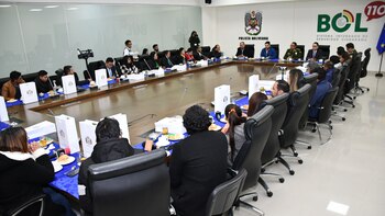 Luis Arce dará un testimonio