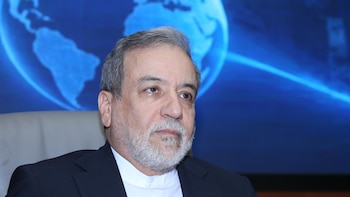 Irán condena el ataque de EEUU contra la isla de Larek y defiende la réplica "defensiva" de sus Fuerzas Armadas