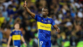 Luis Advíncula y una buena