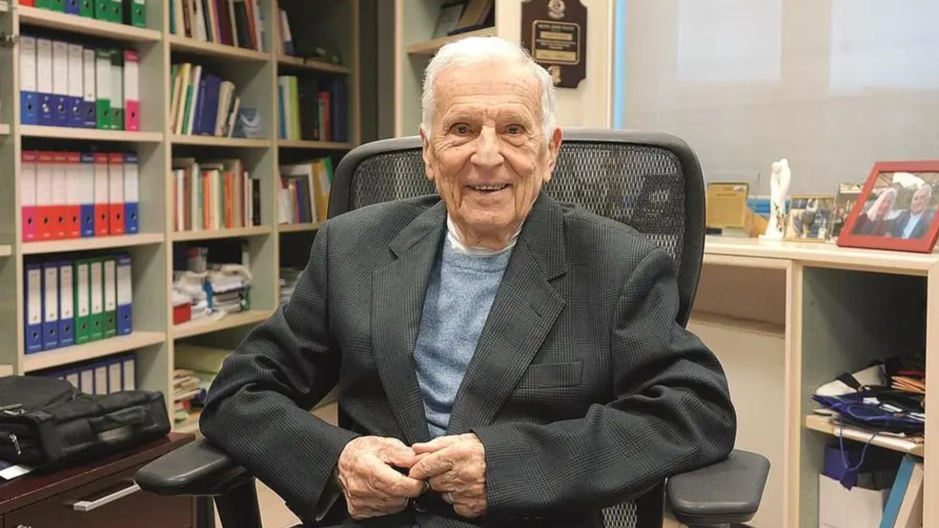 Silvio Garattini sostiene que la caminata debe elevar la respiración y la frecuencia cardíaca