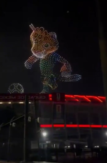 La FIFA organizó un show de drones antes de la inauguración del Mundial 2026.