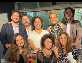 Familia Hogaza. (Instagram: @luceromexico //