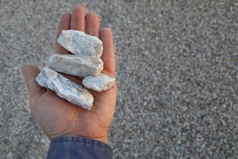 La UE podrá obtener de manera más eficiente recursos como el litio y el cobre, esenciales para el desarrollo de tecnologías sostenibles (Foto: Shutterstock)