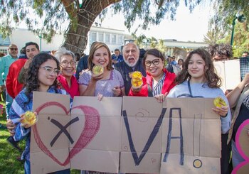 Xóchitl Gálvez ofreció gelatinas durante