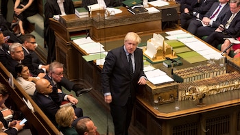 Boris Johnson hablando en la