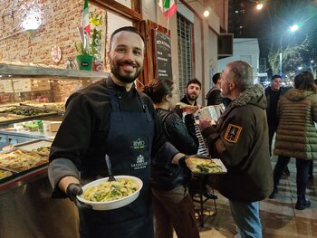 Extrovertido, siempre con una sonrisa,