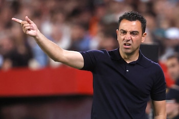 Xavi podría ser uno de los candidatos a ocupar un lugar en el banco (Efe)