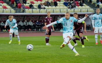 Los goles de Erling Haaland ilusionan a Noruega con volver a un Mundial después de 24 años (Foto: REUTERS)