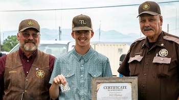 Un adolescente de 14 años rescató a un hombre que se estaba ahogando con un lazo de rodeo en el río Yellowstone