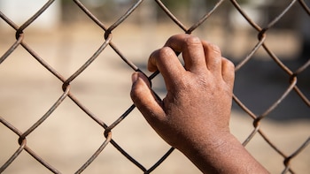 República Dominicana: Adolescente bajo investigación tras hallazgo de niño de 10 años sin vida en arroyo
