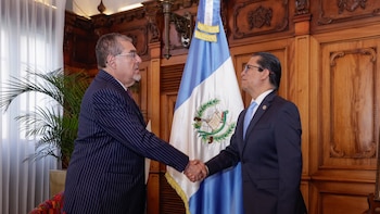 El presidente Arévalo designa a Eddy Carpio Sam al frente del Banco de Guatemala y la Junta Monetaria tras la crisis por Menkos