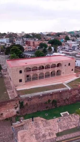 La restauración de Casa Aybar busca recuperar el inmueble, frenar su deterioro estructural y sumarlo como espacio institucional, cultural y turístico en la Ciudad Colonial. (Imagen de cortesía)