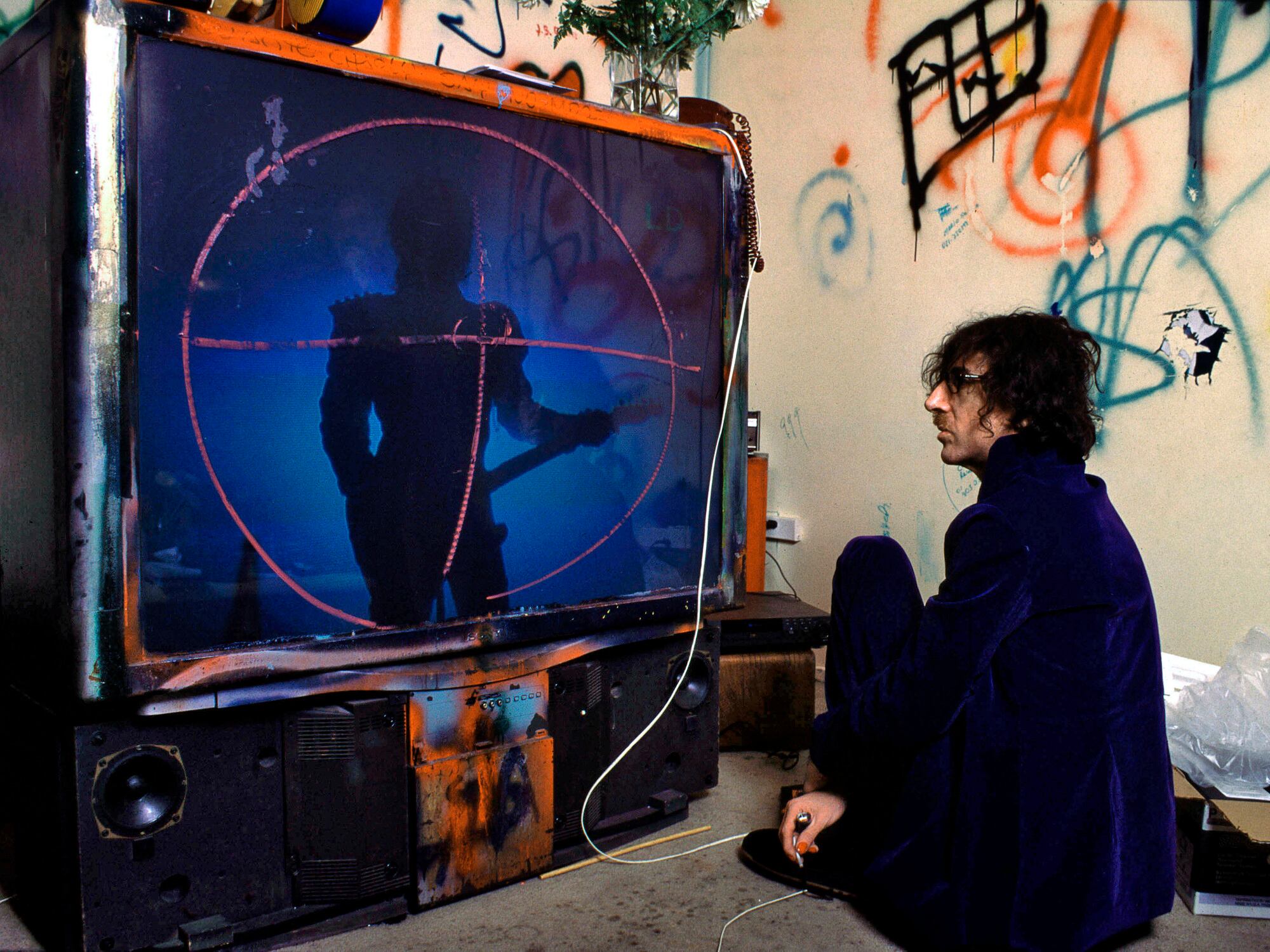 Juan Albornoz, un cordobés de 63 años fanático de Charly García, le puso acción a su sueño y comenzó los arduos trámites para conseguir que el músico argentino sea elegido para el Premio Nobel de Literatura (Crédito: Maximiliano Vernazza)