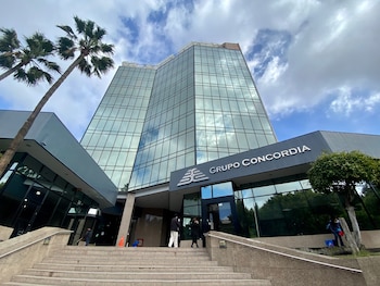 Grupo Viarpa y Comercializadora Empresas