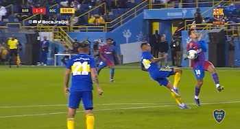 Polémico gol de Barcelona a