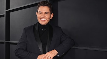 El actor criticó tras las declaraciones de la cantante sobre su romance en 2003 y reiteró el respeto hacia su esposa .
