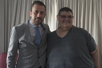 Franco ya puede caminar por