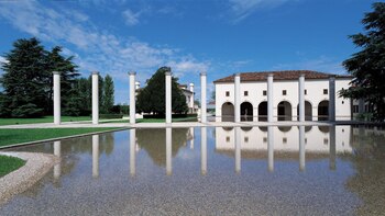 Exposiciones y talleres entre las