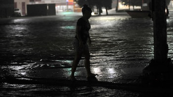 Más de 70.000 personas sin electricidad tras una emergencia por inundaciones repentinas en EEUU debido a la depresión tropical Edouard