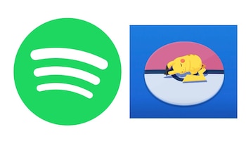Logotipo verde de la empresa Spotify junto a una ilustración cuadrada del personaje Pikachu durmiendo sobre una Pokébola