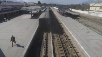 "Dispararon a dos militares delante