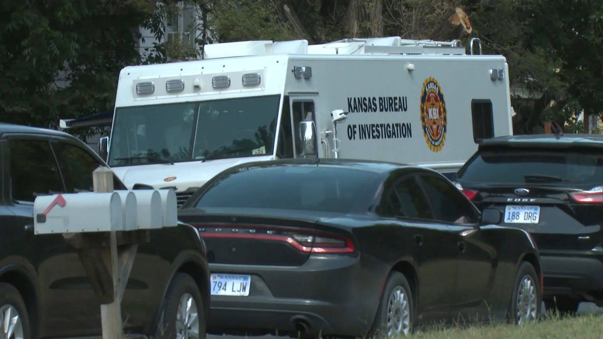 Ronald H. Williams, de 53 años, mató a sus cuatro hijos y a la madre de los menores en su vivienda de Winfield, Kansas, el martes 11 de agosto de 2026, antes de quitarse la vida. La policía había recibido reportes de comportamiento agresivo del hombre en las semanas previas al crimen (ABC7)