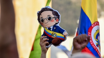 Petro se burla de las