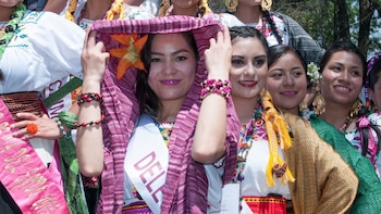Flor más Bella del ejido - concurso - embarcadero de Xochimilco