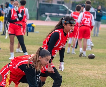 Atxa practicó el Flag Football