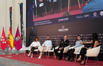 Imagen HLYXFQ7EAZHBDDYHDIAU446CQY