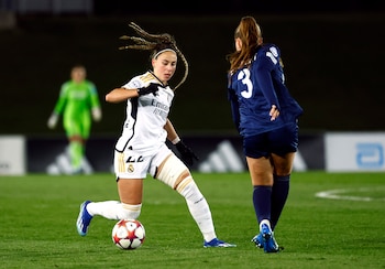 Athenea del Castillo durante el partido de Champions contra el París (REUTERS/Susana Vera).