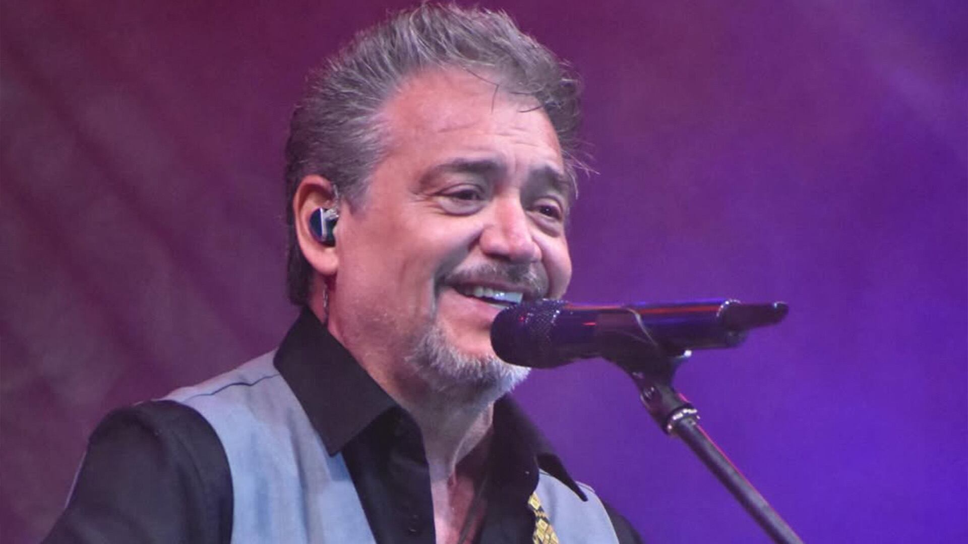 Raúl Ornelas ofrecerá doble concierto en la CDMX para este mes de febrero y marzo. ( Instagram/@brunolira_)