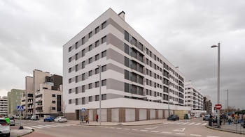 El Ayuntamiento de Madrid termina 164 pisos de alquiler asequible: se sortean antes del verano y costarán entre 300 y 600 €