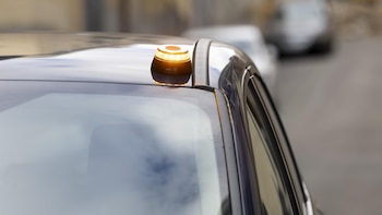 La baliza V16 obligatoria en