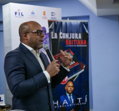 El escritor e investigador dominicano Francisco Tavárez presentará el próximo primero de mayo su obra La conjura haitiana y la maldición dominicana en la Feria Internacional del Libro de Bogotá (FILBo 2026).