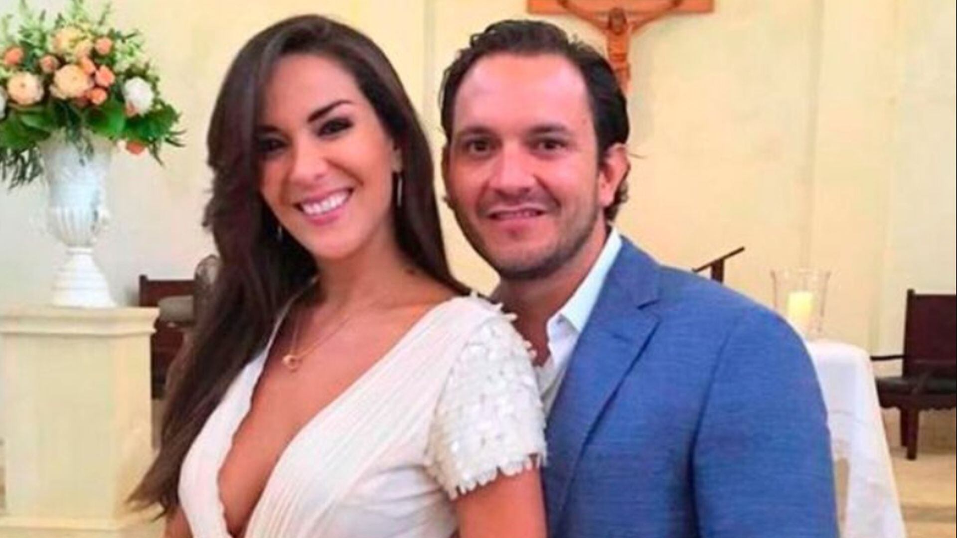 Un video muestra al esposo de Silvia Cornejo entrando solo a un hotel limeño y saliendo de madrugada, lo que ha vuelto a poner en duda la estabilidad de la pareja más comentada del espectáculo peruano (ATV)