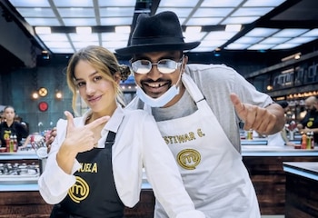 Estiwar G y Manuela González