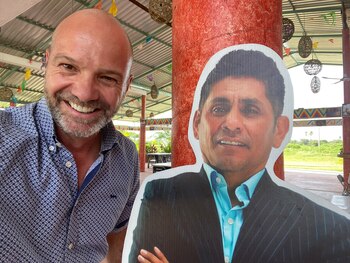 Luis García presumió el restaurante