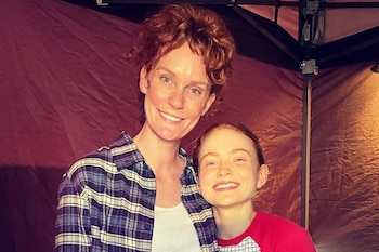 Jennifer Marshall junto a Sadie