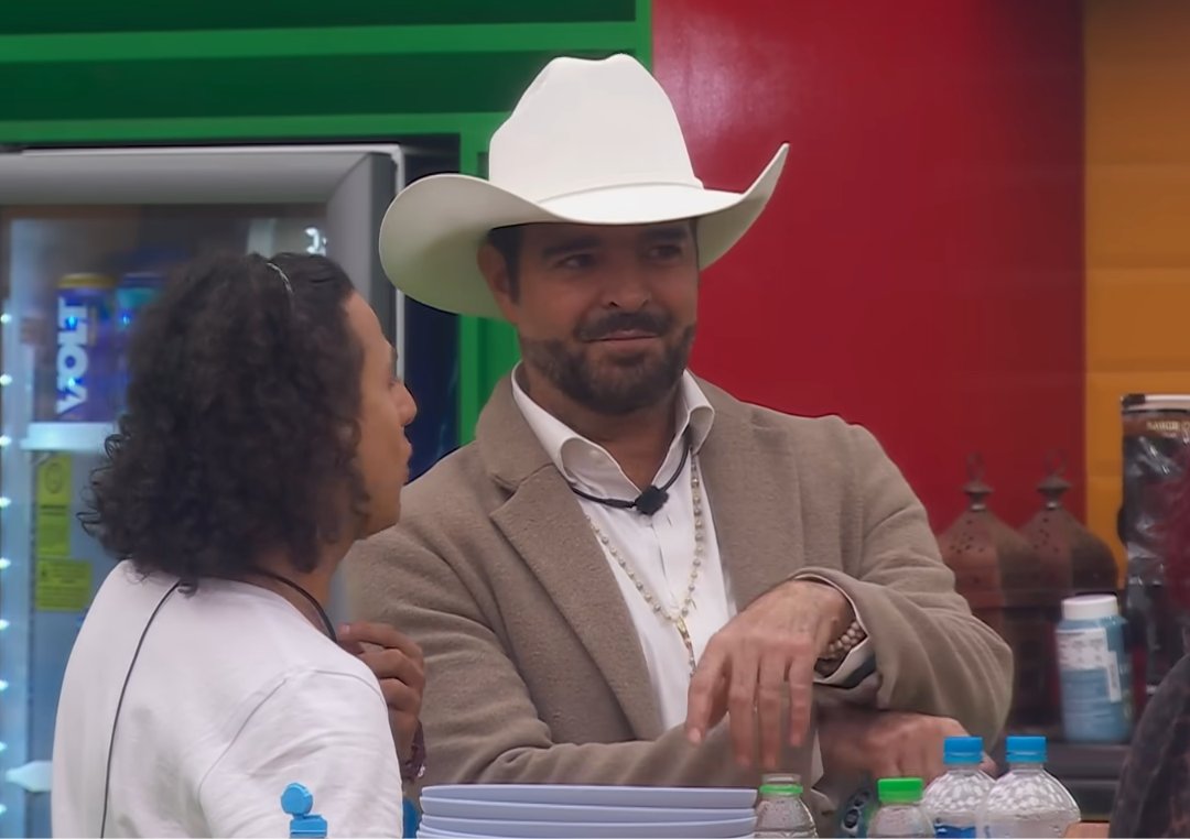 Ivonne Montero señaló anteriormente al actor y cantante como el peor peón de la semana debido a faltas al reglamento del reality. (Captura de pantalla )