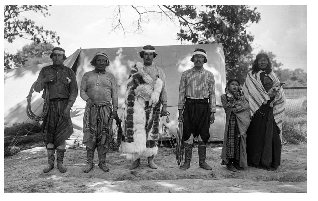 Paisanos (foto: cortesía del Archivo Visual Argentino)