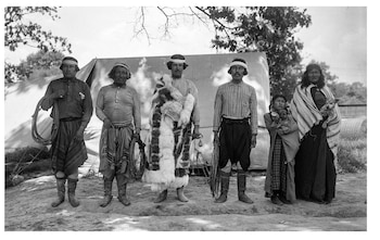 Paisanos (foto: cortesía del Archivo