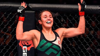 Alexa Grasso, primera mexicana campeona en UFC, somete con autoridad a Manon Fiorot y amenaza con ganar el Campeonato Peso Mosca