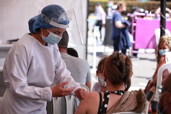 Vacunación en Bogotá (Colprensa