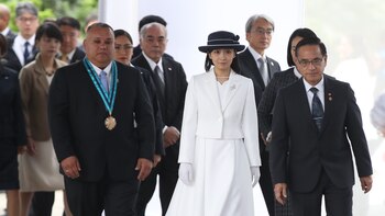 La princesa Kako visita el