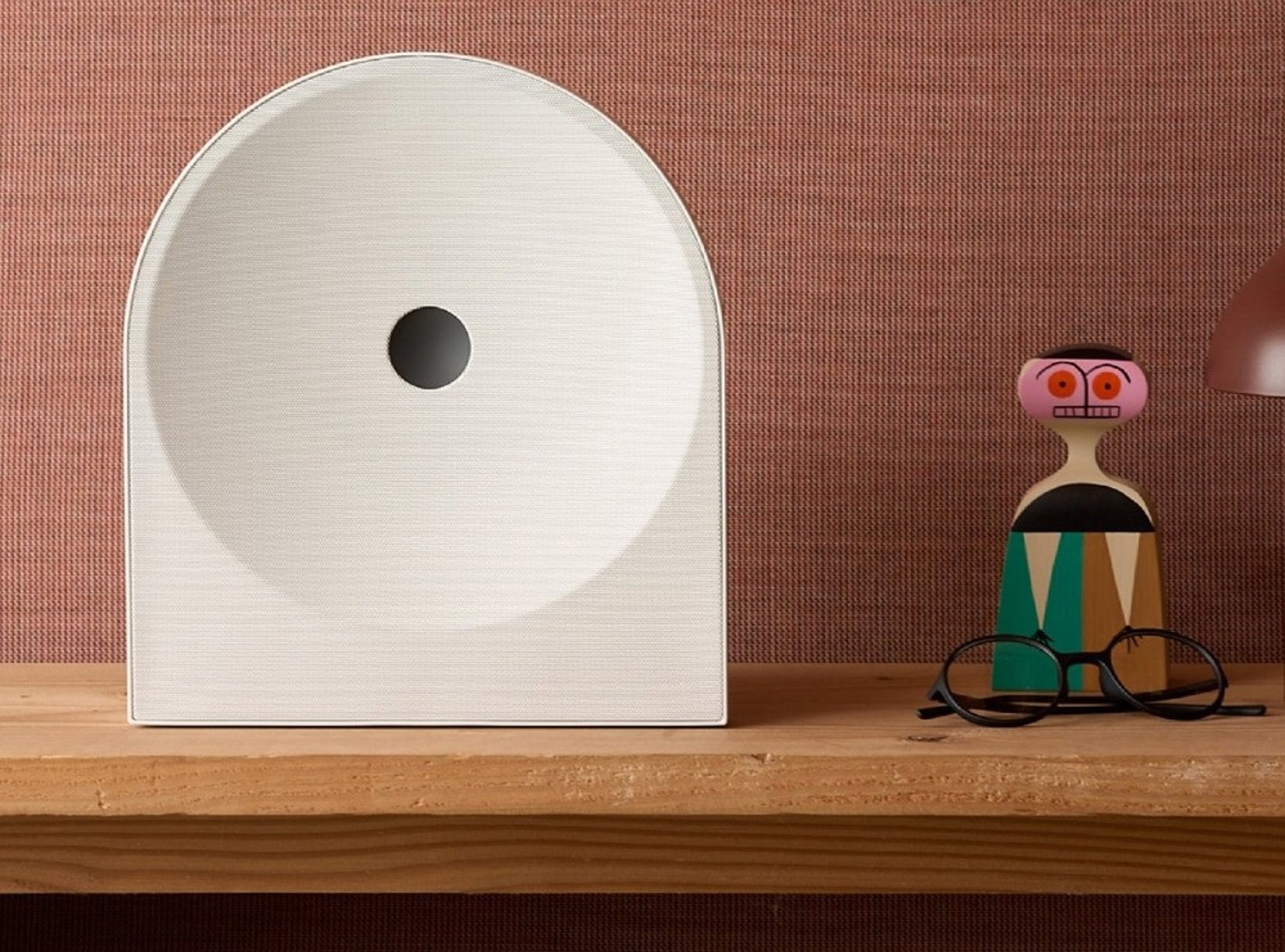 Samsung impulsa la inmersión cinematográfica con las barras de sonido de la serie Q y los altavoces Music Studio