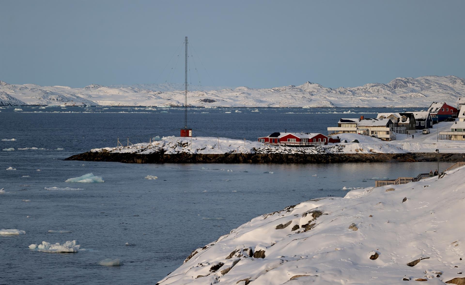 Trump anuncia el envío de un «barco hospital» a Groenlandia Trump anuncia el envío de un «barco hospital» a Groenlandia